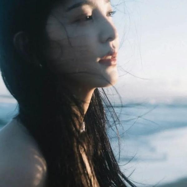 女管家